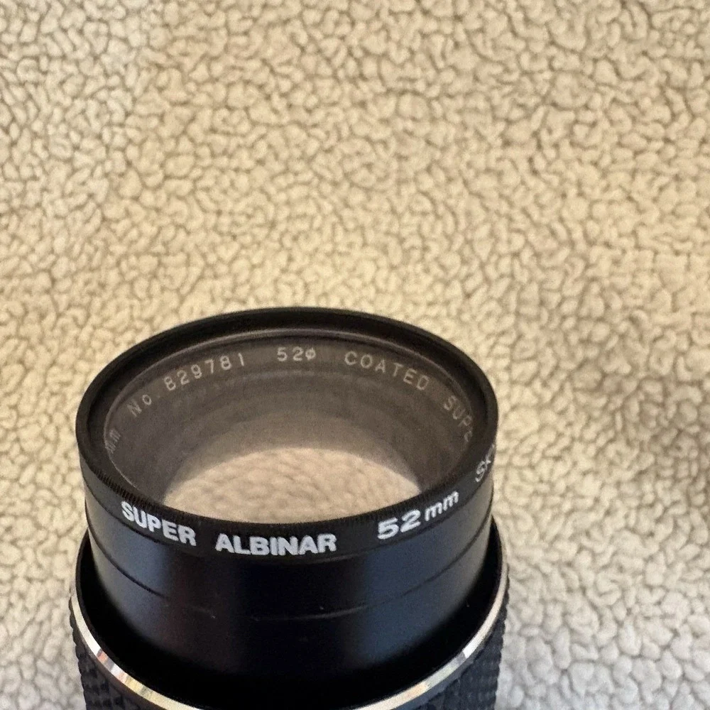 VTG Super Albinar 135mm f/2.8 Auto Telephoto- Coated -Lens Canon - Korea w/ Case